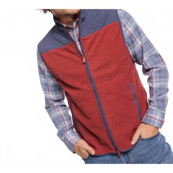 NEW SOUTHERN TIDE men's hucksley vest in tuscany red
